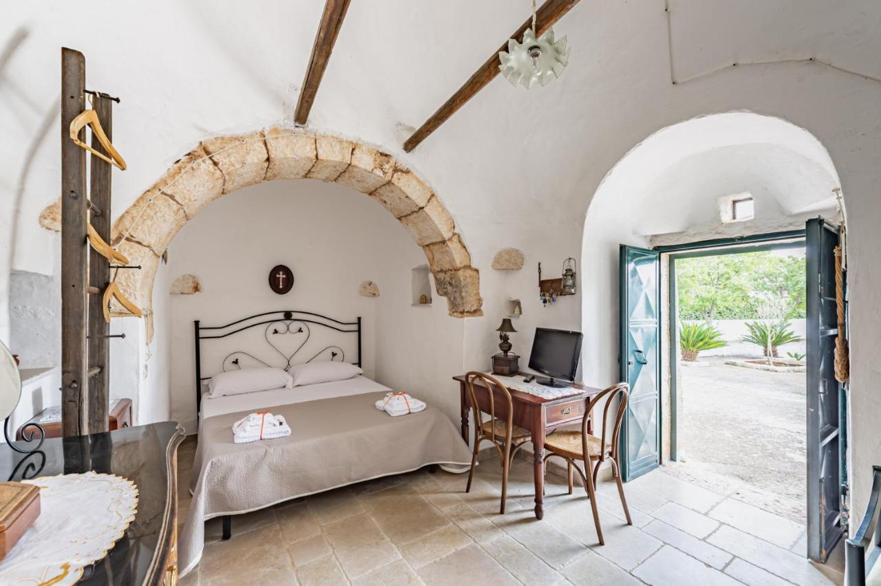 Villa Trullo Saraceno By Rentbeat Ostuni Esterno foto
