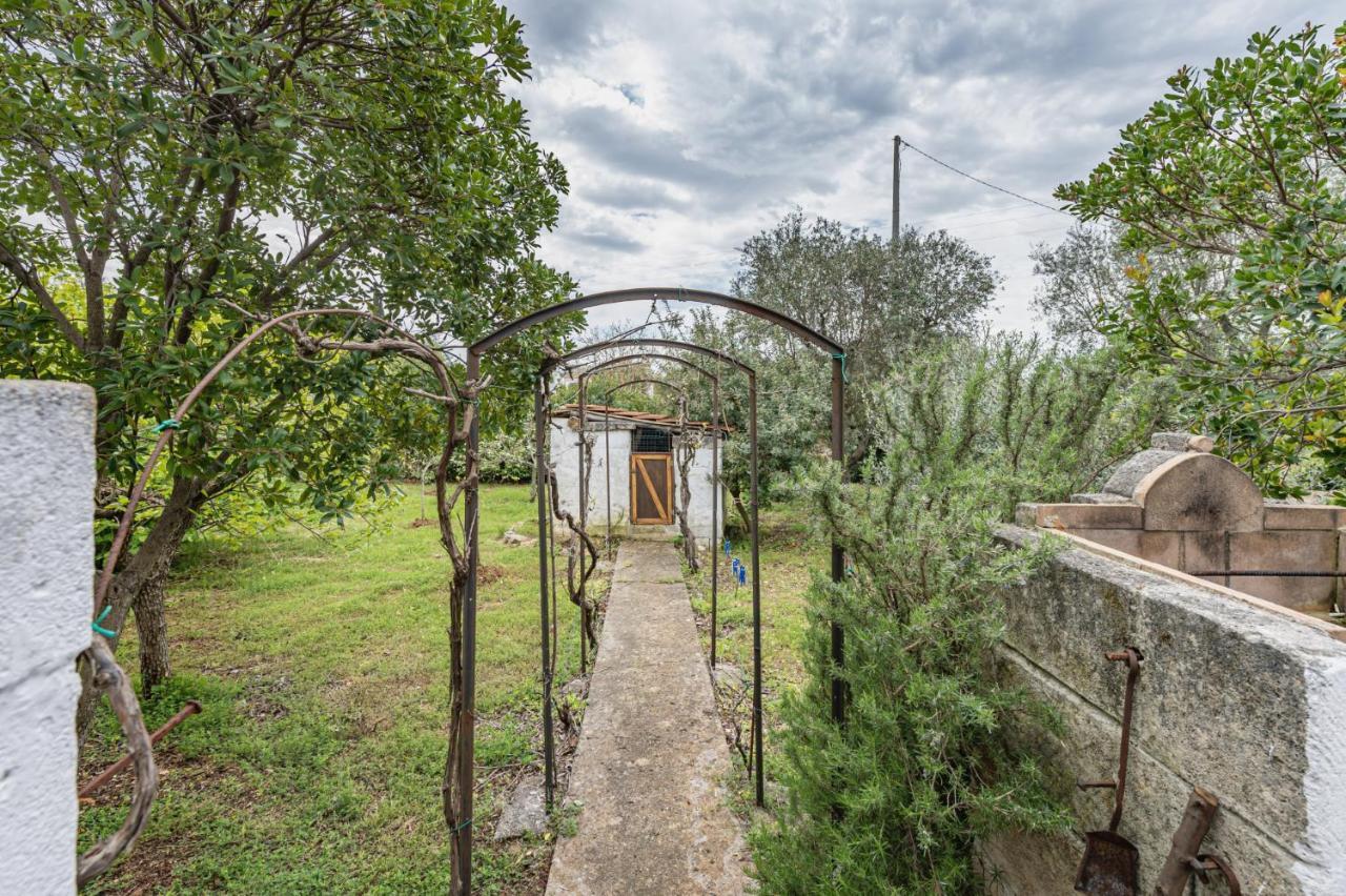 Villa Trullo Saraceno By Rentbeat Ostuni Esterno foto